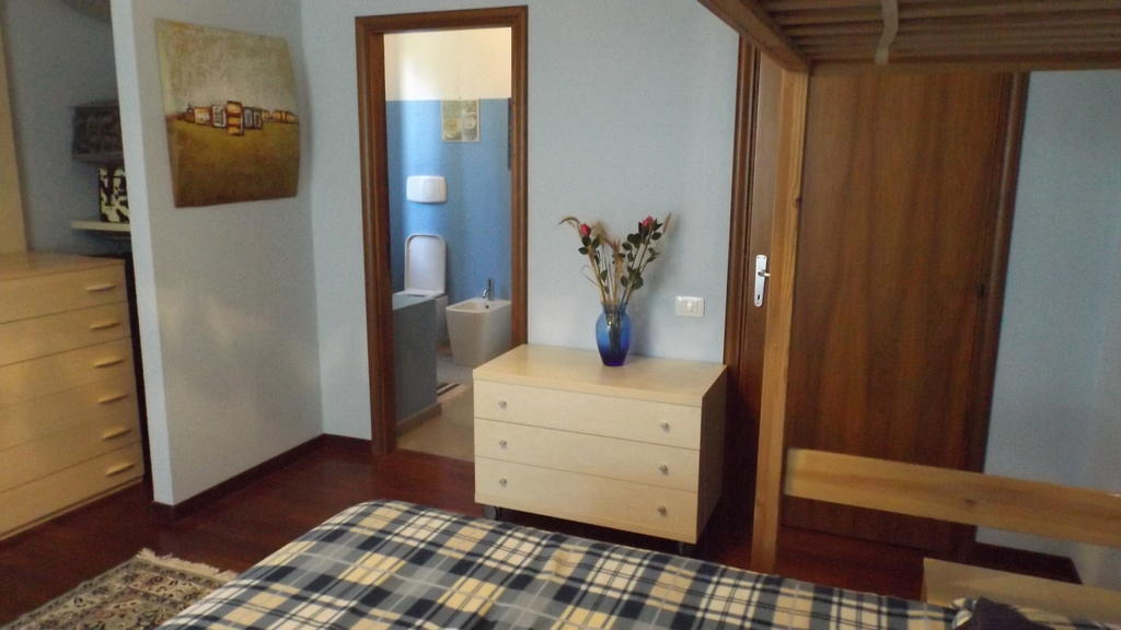 Prema Dham Hotel Monteciccardo Стая снимка